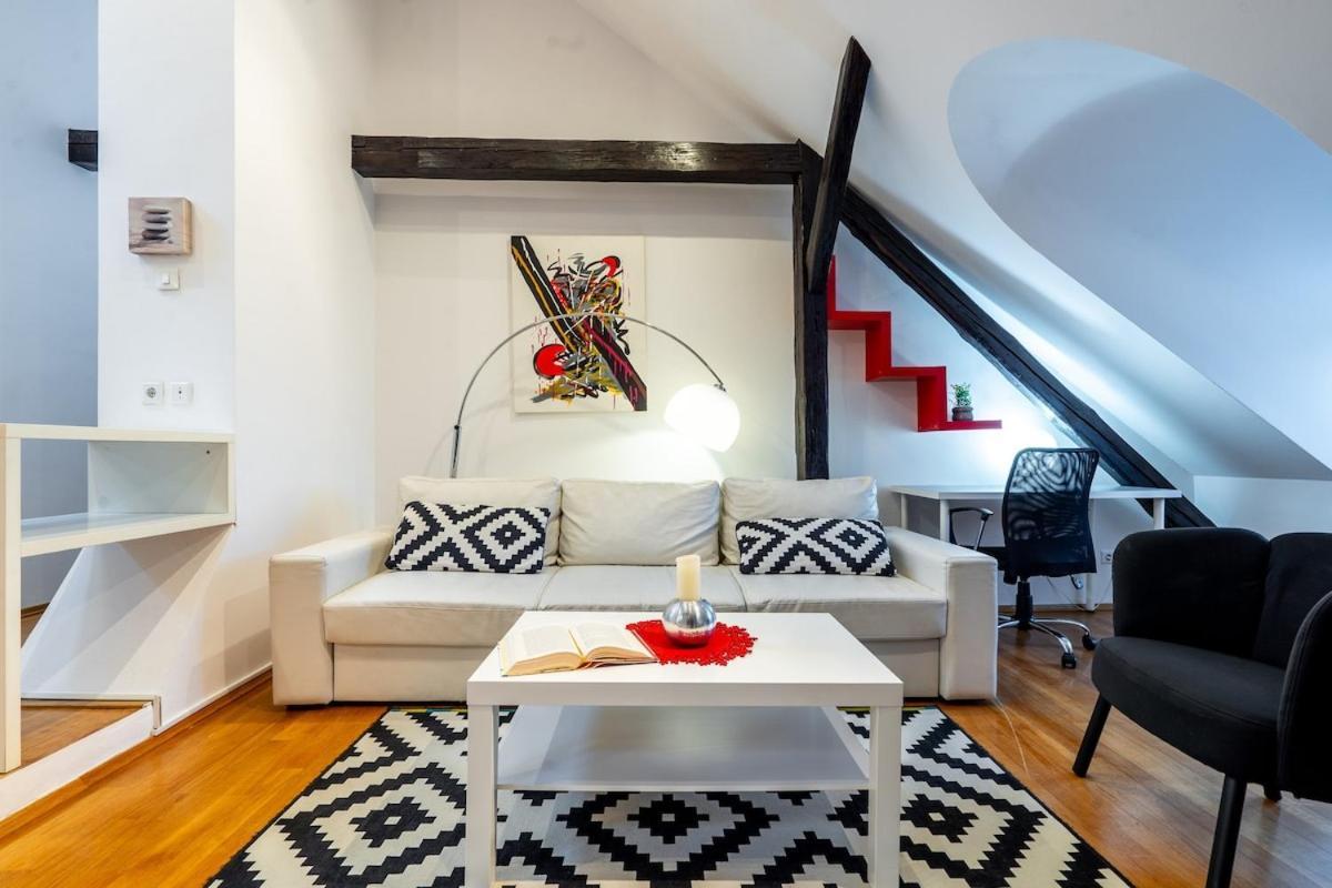 Modern Apartment Centrally Located زغرب المظهر الخارجي الصورة